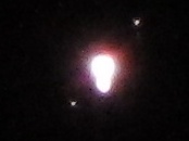 21:31:36h, Jupiter mit Europa [links], Ganymed [rechts] und Io sowie Callisto [am Jupiter selbst]