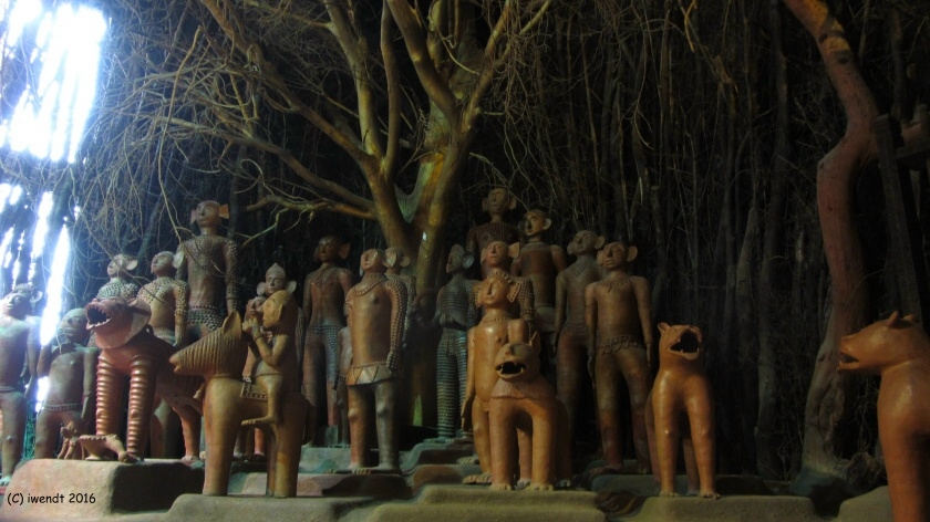 Kunst der Ureinwohner von Madhya Pradesh in einem Museum in Bhopal